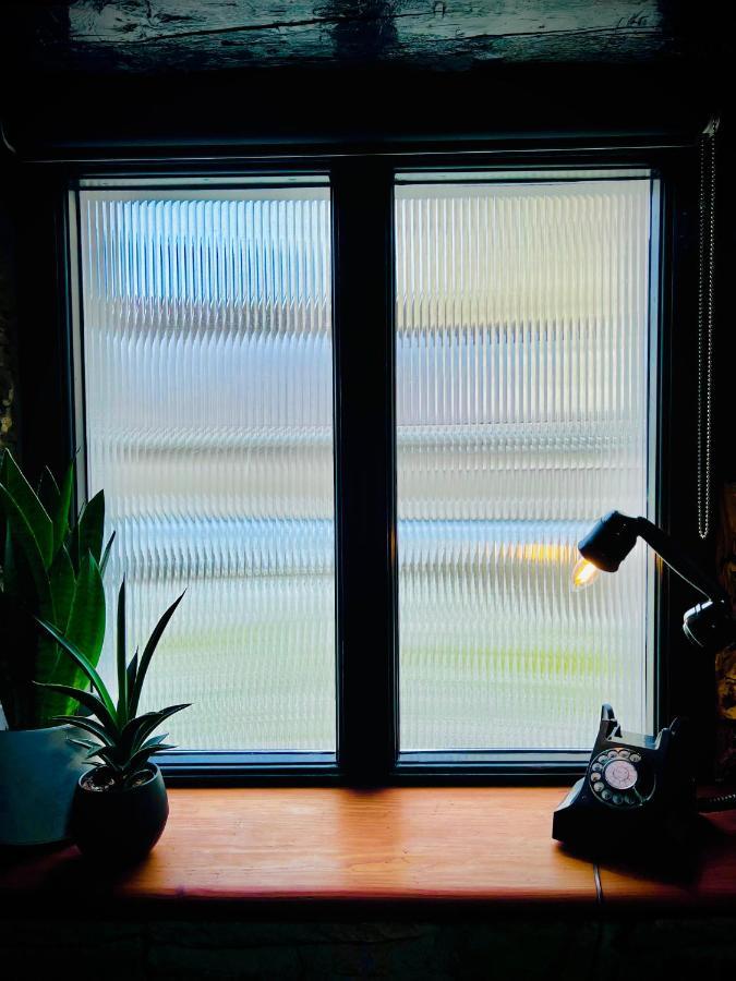 Loft 11 Stunning Luxury Nyc Loft Style Interior Designed 2Bd Apartment Excellent City Centre Location Mezzanine Cinema Room Designer Furniture Amazing Space ดักลาส ภายนอก รูปภาพ